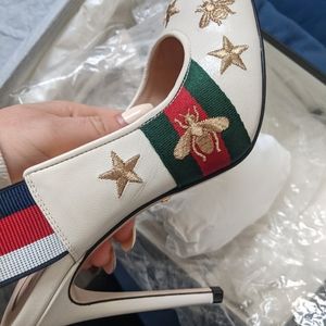 NEW Gucci women shoes with bees, high heels